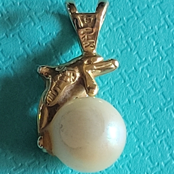 Waylon 14K Dolphin Pearl Pendant - Picture 6 of 14